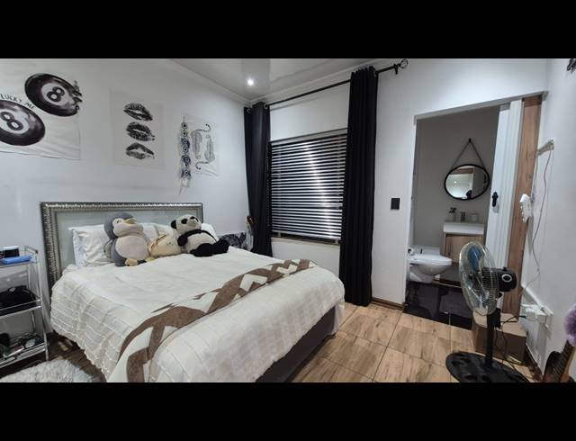 3 BEDROOM TOWNHOUSE TO LET IN BRACKENDOWNS